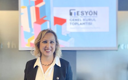 Tesis yönetiminde bilimsel metotlarla geleceği inşa ediyoruz