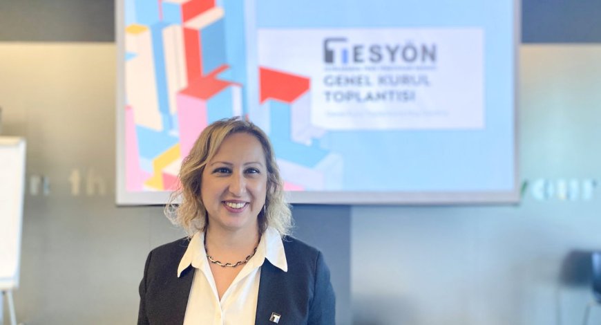 Tesis yönetiminde bilimsel metotlarla geleceği inşa ediyoruz